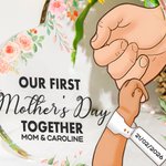 Targa a cuore in acrilico personalizzata per la nostra prima festa della mamma, con nomi e fiori Regalo per la neomamma