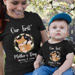 Gepersonaliseerd Onze Eerste Moederdag T-shirt Baby Onesie Set met Krans Vos en Namen Moederdagcadeau voor Nieuwe Moeder Baby