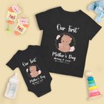 Personalisierte Our First Mother's Day Bear Baby Onesie und Mommy Matching T-Shirt mit Namen und Jahr Geschenk für Baby neue Mutter