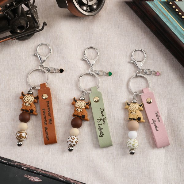 Personalised Highland Cow Beaded Heart Keychain with Name and Text Daily Use Birthday Wedding Gift for Bridesmaids Women