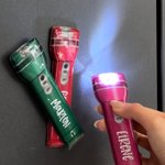 Torche magnétique plate multicolore personnalisée avec nom Panier d'écolier Utilisation nocturne Fête de Pâques Cadeau pour enfants