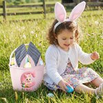 Henkilökohtainen simuloitu 3D-tulostusvaikutus Bunny Rabbit Ears raidallinen pääsiäiskori, jossa on nimikirjaimet ja nimi Pääsiäispuolueen suosikki munat metsästyslahja lapsille