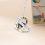 Collar personalizado en forma de corazón de voleibol Joyas delicadas con nombre y diamantes de imitación para el uso diario Regalo de cumpleaños para los atletas amantes del voleibol