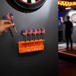 Gepersonaliseerde moderne stijl naam Multicolor PLA 6 Dart houder muur gemonteerde Display Stand Dart Club Verjaardagscadeau voor Darts fans liefhebbers