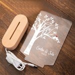 Lámpara de noche LED personalizada Love Birds con base de madera y nombres de pareja Decoración de escritorio Regalo romántico para parejas en San Valentín