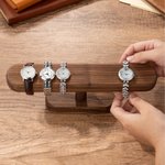 Personlig treklokkeholder med inngravert tekst Jubileum Bursdagsgave til menn som elsker klokker