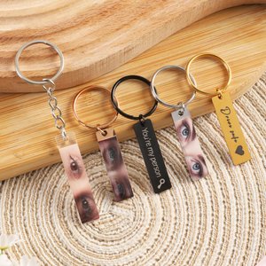 Personalized Stylish Human Eyes Keychain with Photo and Text Birthday Anniversary Gift for Couples Boyfriends Girlfriends