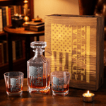 Personalised Vintage American Flag Design Whiskey Decanter with 1-6 Names Father's Day Birthday Gift for Men Whiskey Lovers