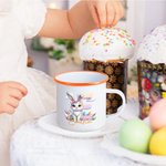 Personlig söt påskhare emaljmugg med namn och tonad initial 355ml perfekt påskpresent till barn