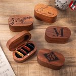 Custodia magnetica in legno porta plettri personalizzata con nome o monogramma inciso - Regalo di compleanno per musicisti o chitarristi
