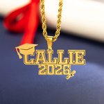 Personalized Bachelor Cap Men's Name Necklace with Year Graduation Keepsake Gift for Class of 2026 Graduates