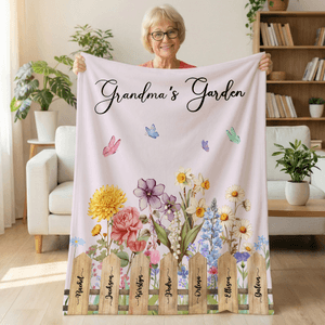 Personalized 1-7 Birth Flowers Butterfly Soft Throw Blanket with Names Home Decor Mother’s Day Birthday Gift for Mom Grandma