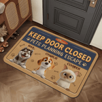 Zerbino antiscivolo personalizzato Keep Door Closed 3D Cartoon Pet con 1-3 nomi Regalo di compleanno per padroni di cani e gatti