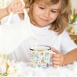 Personlig emaljmugg 355 ml med sött påskkaninmotiv och namn perfekt påskpresent eller födelsedagsgåva till barn