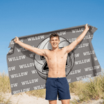 Serviette de plage surdimensionnée à séchage rapide avec nom Accessoires de vacances d'été Cadeau d'anniversaire pour les amoureux des sports de balle Amis