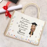 Personalisierte Cartoon Graduate Floral wiederverwendbare Jute Tragetasche mit Namen und Jahr Graduierung Feier Geschenk für Frauen Absolventen
