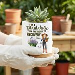 Maceta de cerámica con nombre y base de bambú Flor de nacimiento personalizada Personaje de dibujos animados Decoración de jardín Regalo de cumpleaños para los amantes de la jardinería Familia