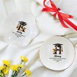 Henkilökohtainen Initial Valmistuminen Cap Scroll Elementit Keraamiset korut astia nimi ja vuosi Syntymäpäivä Valmistuminen lahja valmistuneille