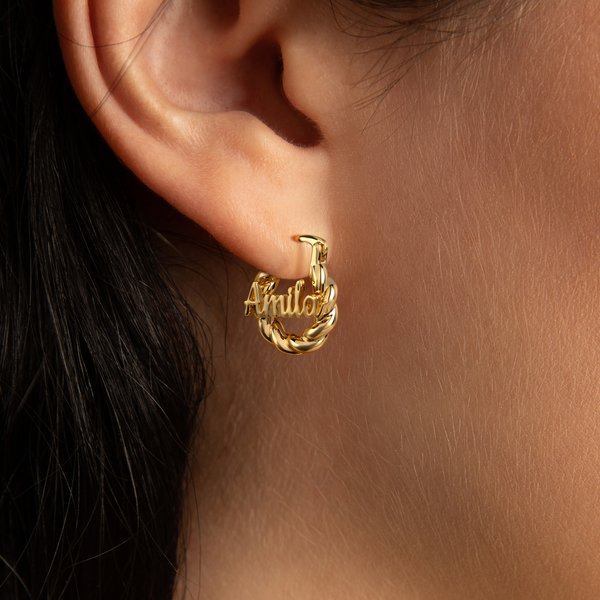 Personligt Twisted Band Name Design Hoop Earrings Dainty Smycken Födelsedag Julklapp för kvinnor