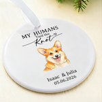 Ornement rond en céramique avec nom et année Décoration de fenêtre Cadeau de fiançailles pour la mariée et le marié Amoureux des animaux de compagnie