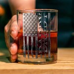 Personalized Vintage American Flag Design 10 oz Rock Whiskey Glass with 1-6 Names Father's Day Birthday Gift for Men Whiskey Lovers