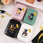 Personalisierte Ballon Grad Cap Initial Lederschmuck Box mit Namen Jahr und LED Tri-Color Make-up Spiegel Geburtstag Graduierung Geschenk für Absolventen