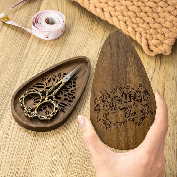 Personalised Engraved Vintage Sewing Design Teardrop Magnetic Wooden Scissor Case Set with Name Mother's Day Birthday Gift for Sewing Lovers