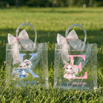 Personalisierte Aquarell Hase Handheld Bouquet Initial klar Geschenk Tasche mit Namen und rosa Schleife Band Ostereierjagd Party Geschenk für Kinder
