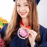 Gepersonaliseerd medaille Ornament voor de klas van 2026 met gegraveerde tekst Afstudeergeschenk voor afgestudeerden