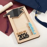 Personalisierte Multicolor Name Tassel Grad Cap hölzerne Geld Halter Bargeld Umschlag mit Basis Klasse von 2026 Graduierung Geschenk für Absolventen