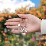 Gepersonaliseerde Geboortesteen Gieter Bloemen Schop Sleutelhanger met Initiaal Bedeltje Moederdag Verjaardagscadeau voor Mama Oma Tuinier