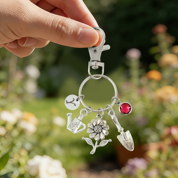 Gepersonaliseerde Geboortesteen Gieter Bloemen Schop Sleutelhanger met Initiaal Bedeltje Moederdag Verjaardagscadeau voor Mama Oma Tuinier