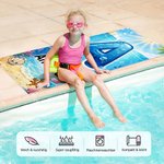 Personalisiertes Strandtuch mit Wassereffekt-Initiale | Meerestiermotiv | in Übergröße erhältlich | Sommerausflug Geburtstag Geschenk für Kinder