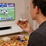 Personalized Football Team Pour Line 10 oz Whiskey Glass with Name Father's Day Birthday Gift for Football Fans