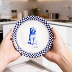 Assiette en céramique avec nom et support pour portrait d'animal de compagnie personnalisé et dessiné à la main Décoration de la maison Utilisation quotidienne Sympathie Cadeau commémoratif pour le pr
