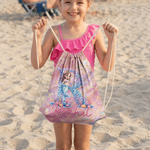 Personalizzato Cartoon Mermaid Initial Drawstring Bag con nome Travel Essentials Beach Party Birthday Gift for Girls Ocean Theme Lovers (Regalo di compleanno per ragazze)