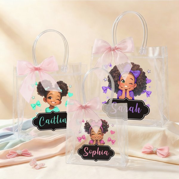Sac cadeau transparent personnalisé avec nom et ruban pour petite fille noire.