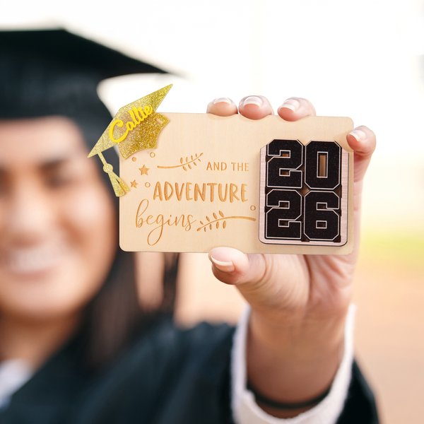 Personalised Class of 2026 Graduation Cap Wooden Money Holder with Name Graduation Gift for Graduates