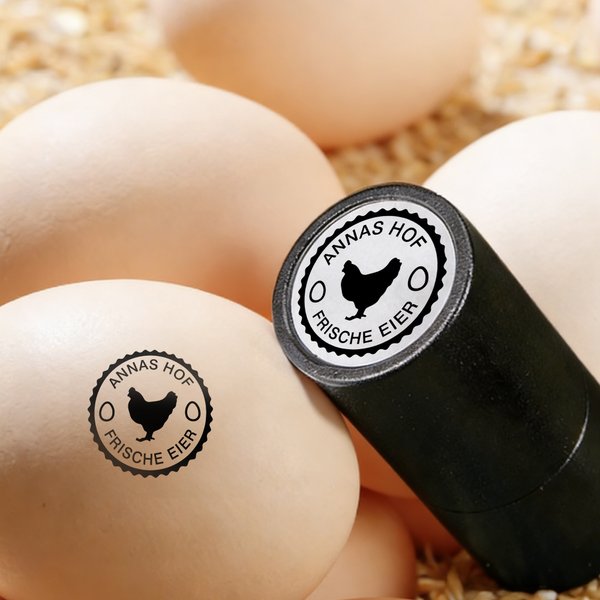 Personalisierter Eierstempel mit Hühnersilhouette lebensmittelechter Stempelfarbe Namen Text und Jahr Geburtstagsgeschenk für Landwirte und Züchter