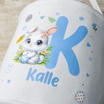 Personlig påskkorg med sött kaninmotiv namn och initialer unik påskpresent till barn skräddarsydd gåva för påskäggsjakt