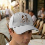 Casquette de baseball ajustable avec nom, broderie multicolore six sept, cadeau d'anniversaire et de rentrée scolaire pour les adolescents de la génération Z.