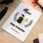 Personalizzato 3D Pixel Block Style Graduate Card Keychain Set con nome e bouquet Regalo di laurea felice per i compagni di classe laureati