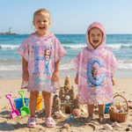 Serviette de plage à capuche pour enfant avec nom, personnalisée, avec les initiales de la sirène. Cadeau d'anniversaire pour fille.