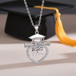 Personalisierte Grad Cap Herz Halskette mit Geburtsstein Name und Jahr Klasse von 2026 Graduierung Geburtstag Geschenk für Absolventen