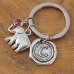 Porte-clés personnalisé en forme d'éléphant chanceux avec breloque initiale Accessoire de sac Cadeau d'anniversaire pour les femmes, les hommes et les amateurs d'éléphants