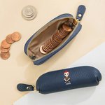 Henkilökohtainen sarjakuvahahmo Mini PU Nahka kolikkokukkaro nimellä Päivittäiset matkatarvikkeet Syntymäpäivälahja tytöille pojille pojille