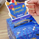 Gepersonaliseerd afstuderen Cap Patroon pull out geld houder geschenkdoos met naam en 30 stuks transparante zakken afstuderen Gift voor klasse van 2026 afgestudeerden