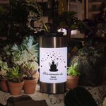 Lampe solaire de jardin personnalisé avec texte nom et année - Motif silhouette avec ailes d'ange - Cadeau commémoratif pour famille