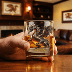 Bicchiere da whisky con nome personalizzato Retro Dragon 10 oz Rock Whiskey Gift for Man Bartender Whiskey Enthusiast