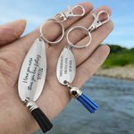 Llavero Rústico Personalizado Señuelo de Pesca con Borla Texto y Fecha Uso Diario Cumpleaños Jubilación Oficina Regalo para Padre Aficionado a la Pesca